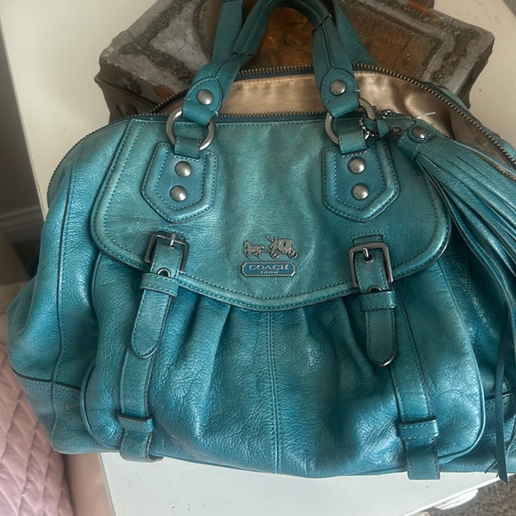 Coach purse - Picture 2 of 9